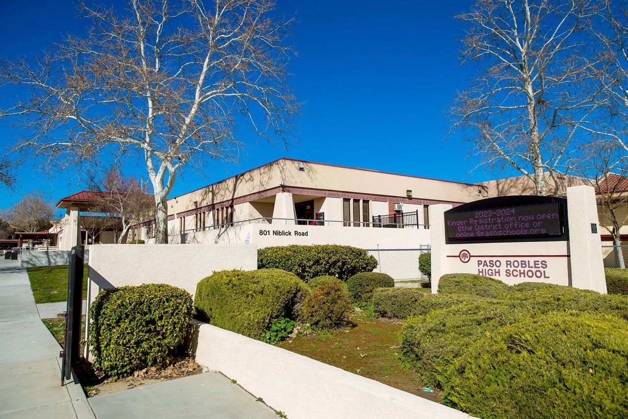 Paso Robles High School campus